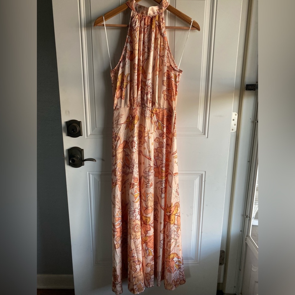 VICI- Maysun floral satin paisley midi dress- pale orange